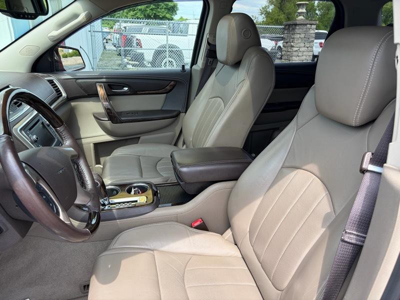 2015 GMC Acadia Image 16