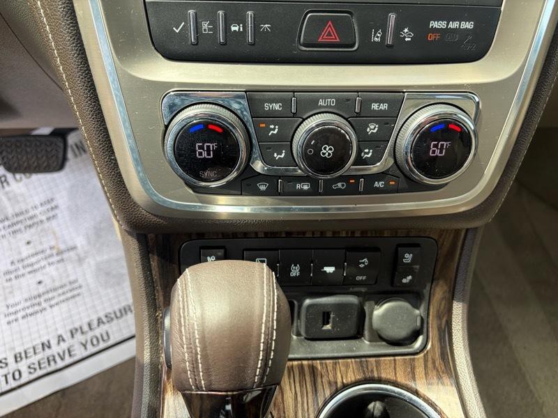 2015 GMC Acadia Image 18