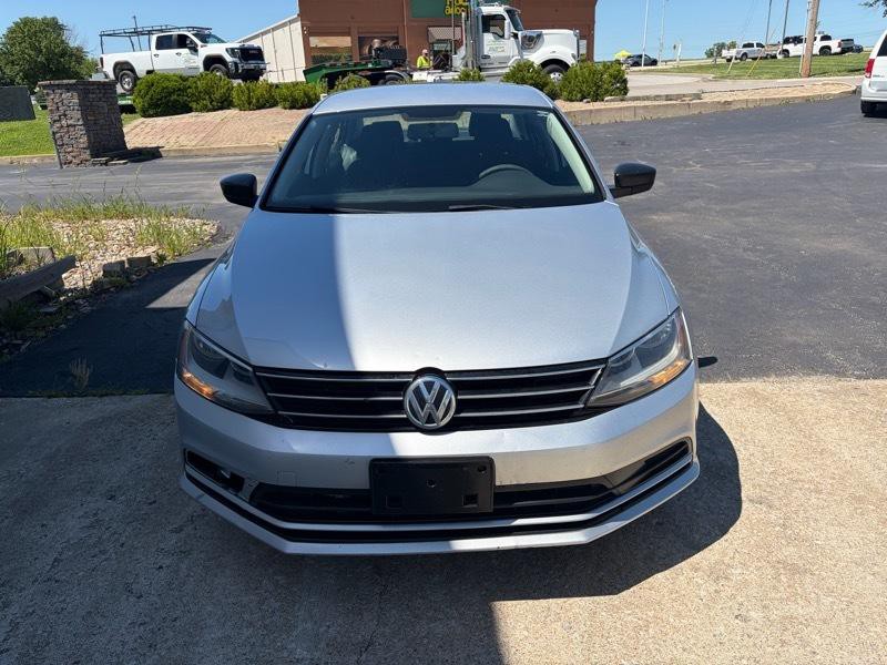 2016 Volkswagen Jetta Image 3