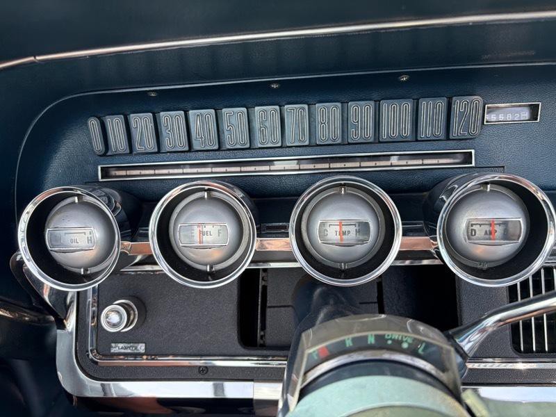 1966 Ford Thunderbird Image 18