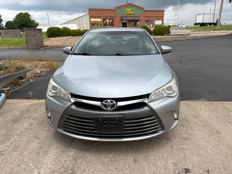 2015 Toyota Camry Image 3