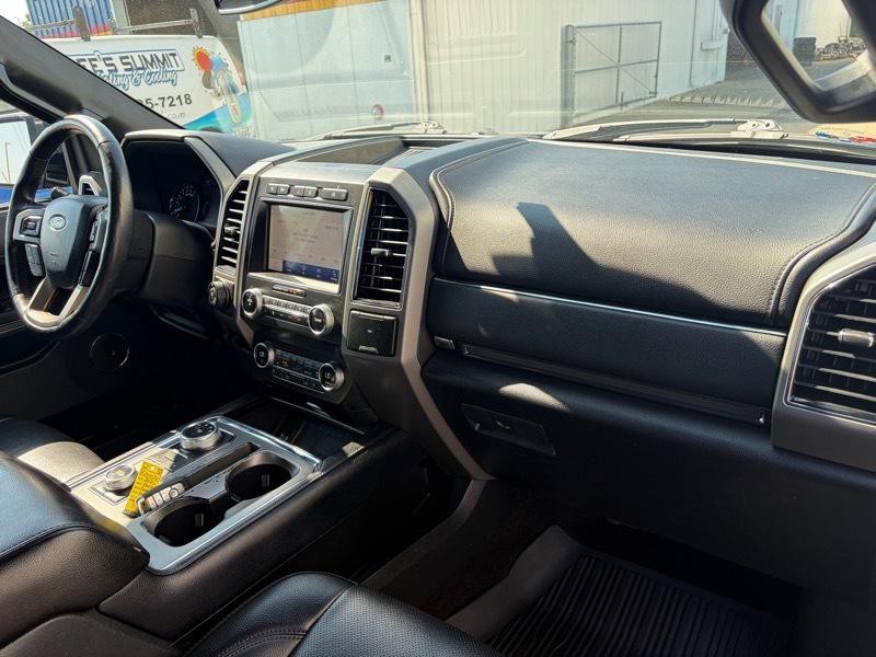 2021 Ford Expedition Image 9
