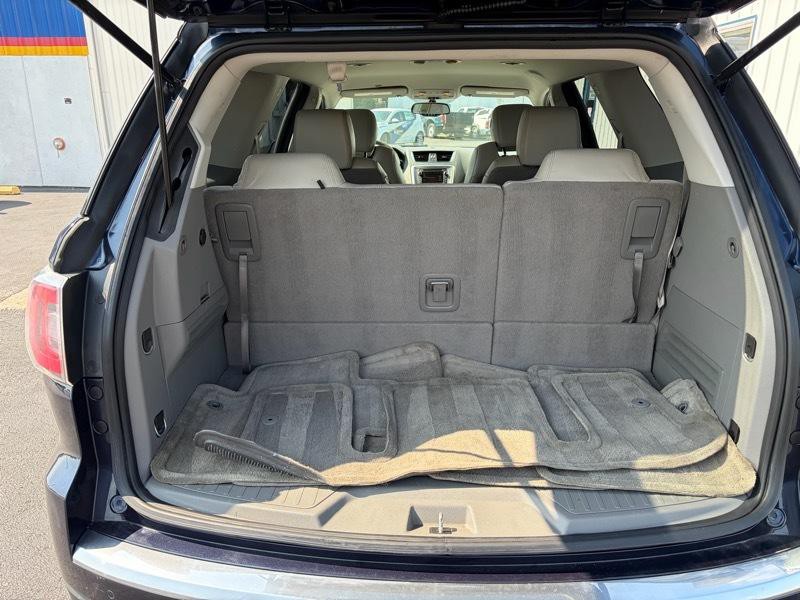 2015 GMC Acadia Image 8