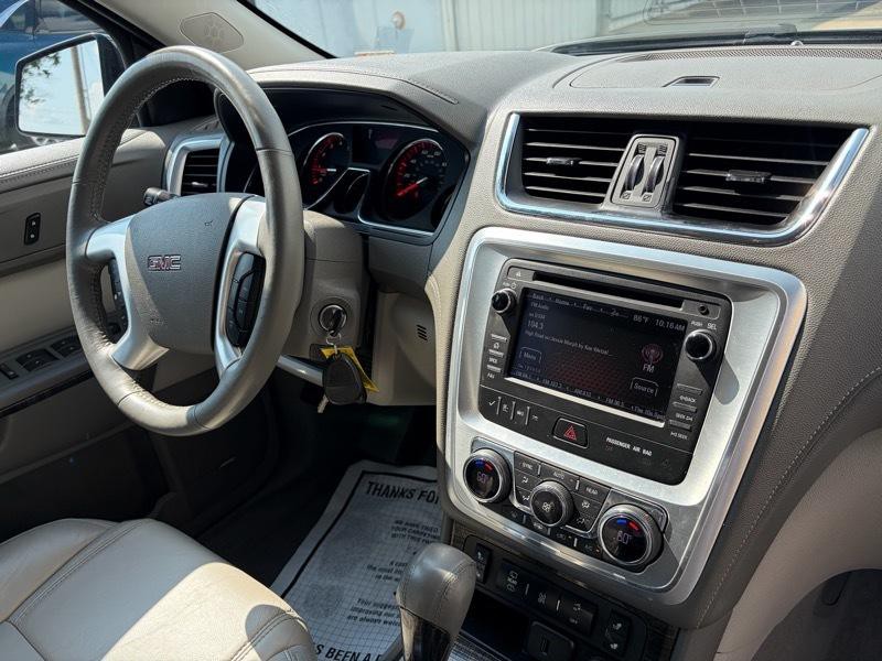 2015 GMC Acadia Image 11