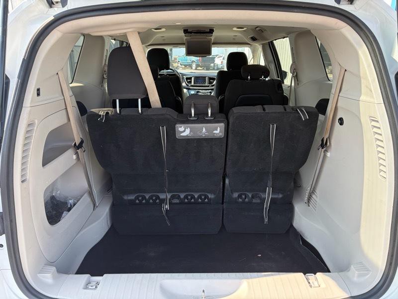 2020 Chrysler Pacifica Image 7