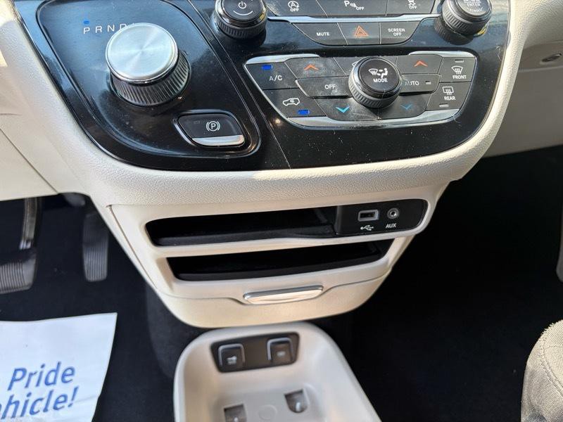 2020 Chrysler Pacifica Image 18