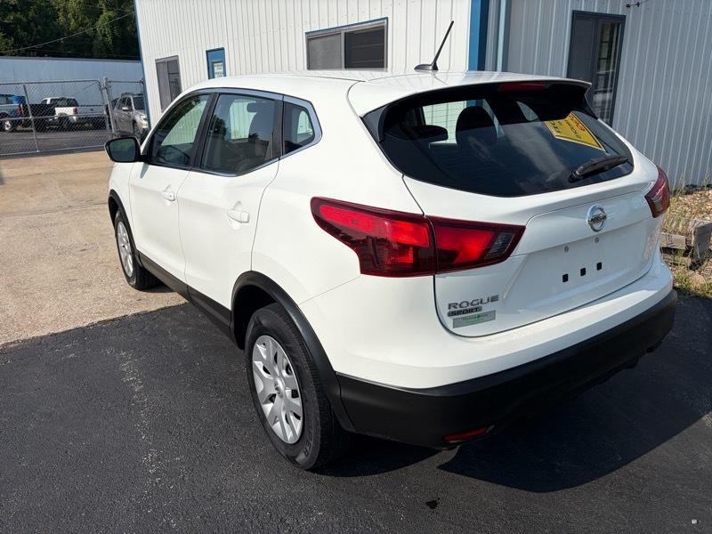 2019 Nissan Rogue Image 7