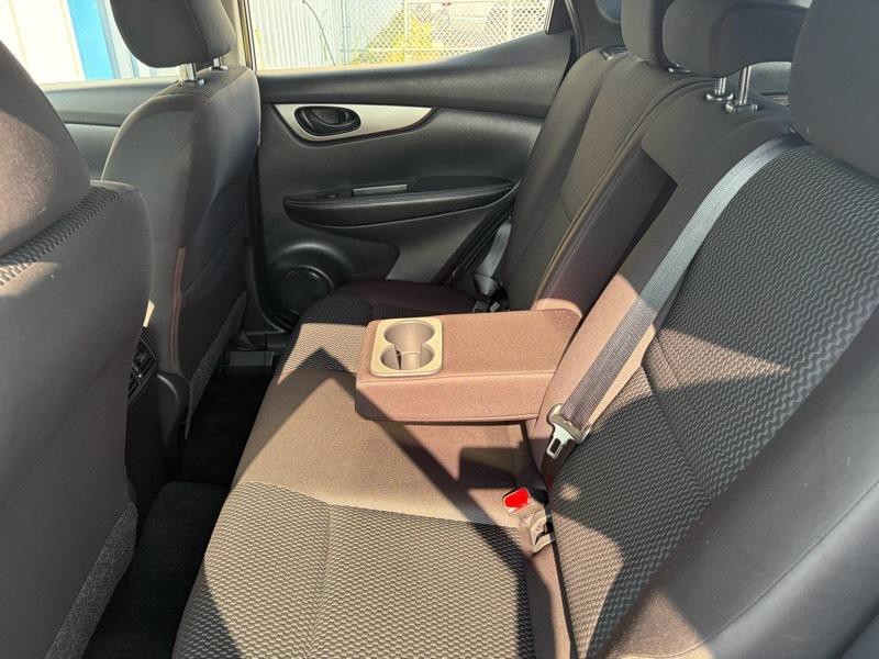 2019 Nissan Rogue Image 12