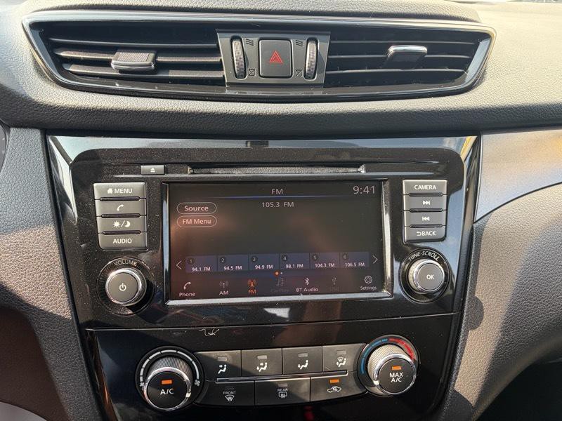 2019 Nissan Rogue Image 15
