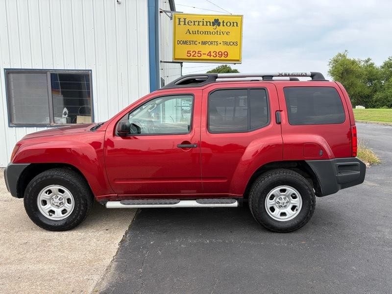 2015 Nissan Xterra Image 1