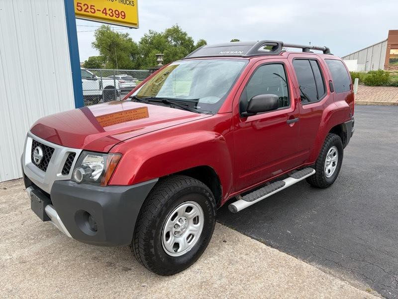 2015 Nissan Xterra Image 2