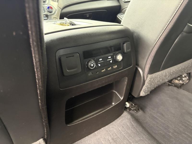 2019 Chevrolet Tahoe Image 17