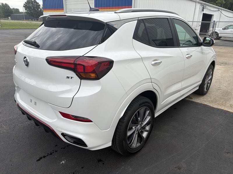 2022 Buick Enclave Image 7