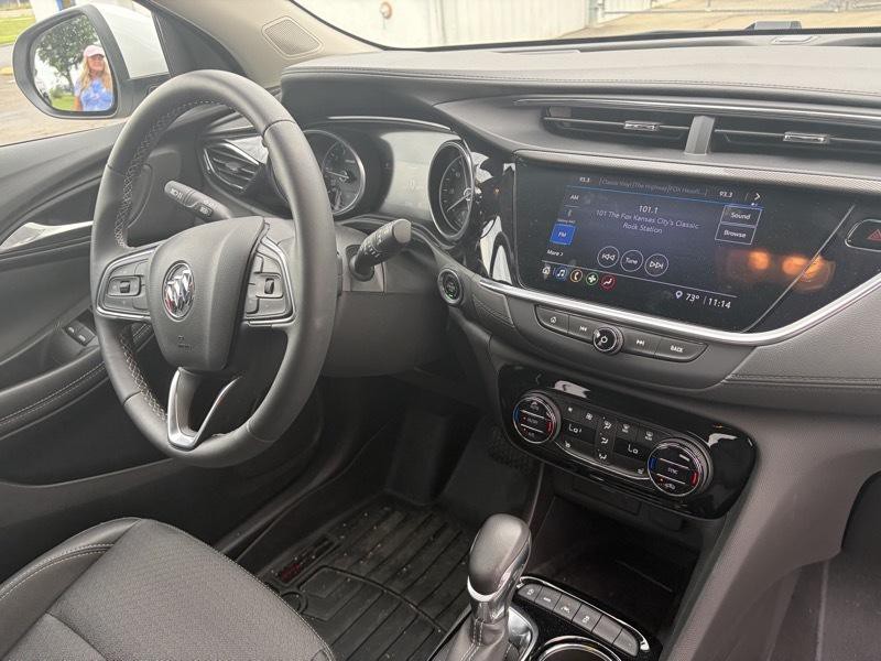 2022 Buick Enclave Image 13