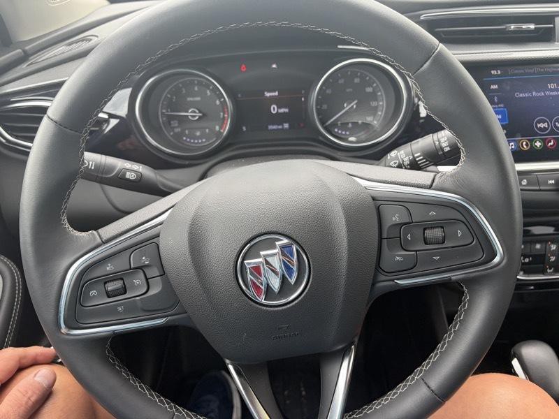 2022 Buick Enclave Image 17