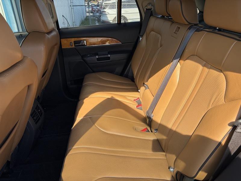 2011 Lincoln MKX Image 12