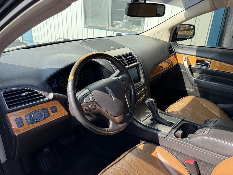 2011 Lincoln MKX Image 17
