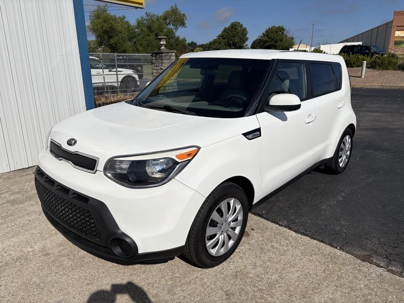 2015 Kia Soul Image 2