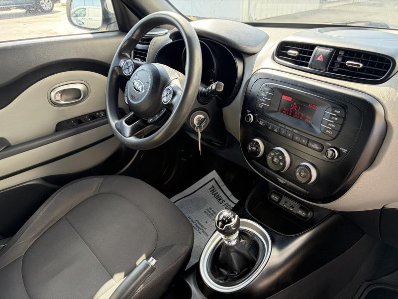 2015 Kia Soul Image 10
