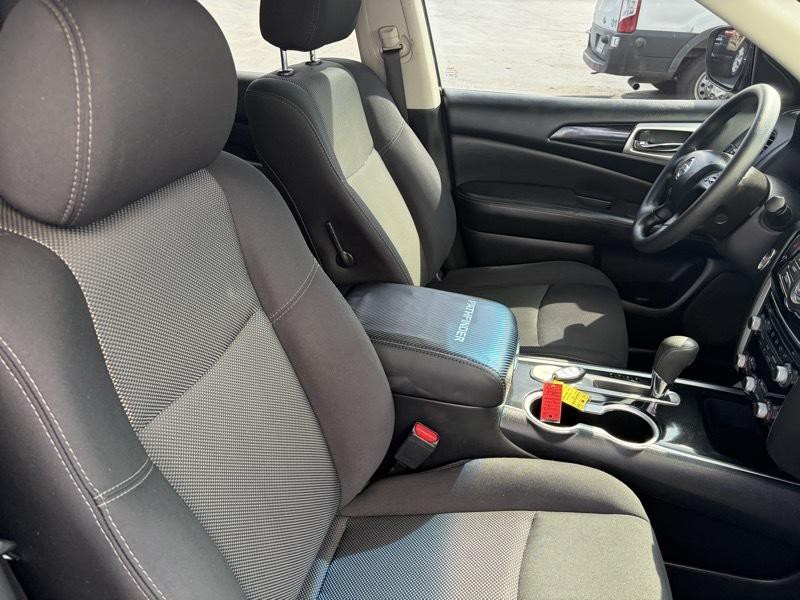 2018 Nissan Pathfinder Image 10
