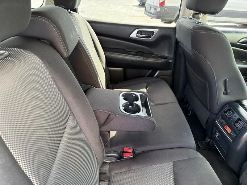 2018 Nissan Pathfinder Image 14