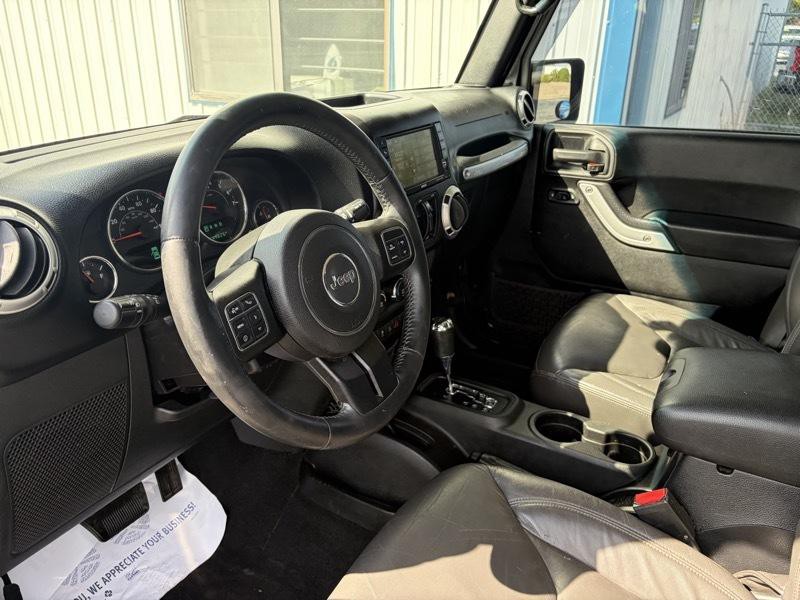 2015 Jeep Wrangler Image 12