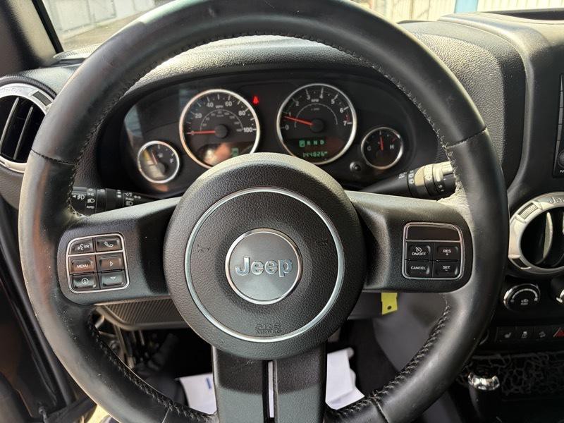 2015 Jeep Wrangler Image 17