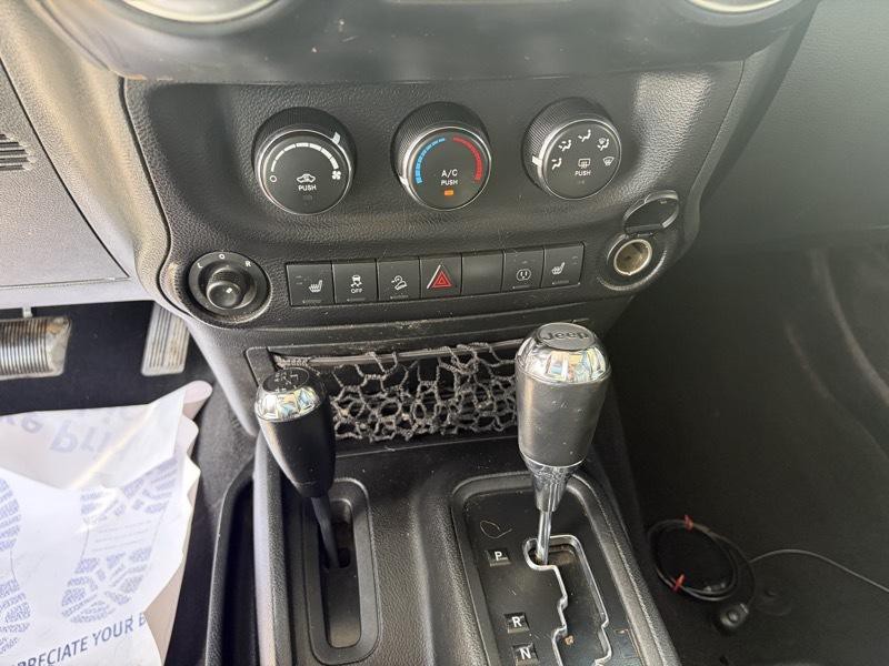 2015 Jeep Wrangler Image 19