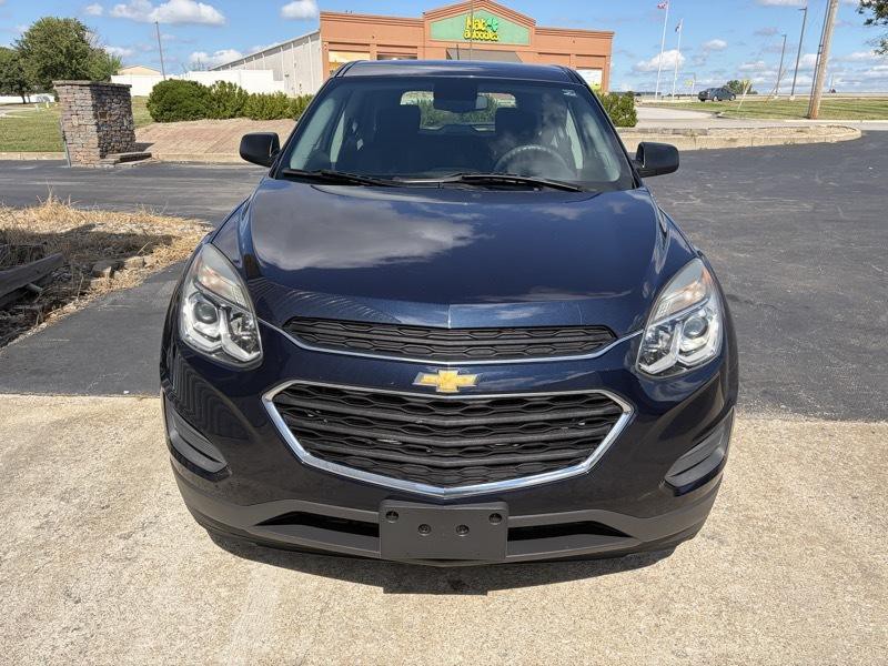 2017 Chevrolet Equinox Image 3