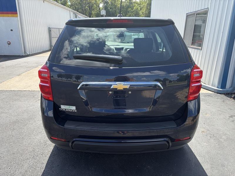 2017 Chevrolet Equinox Image 4