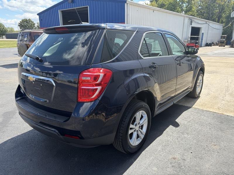 2017 Chevrolet Equinox Image 5