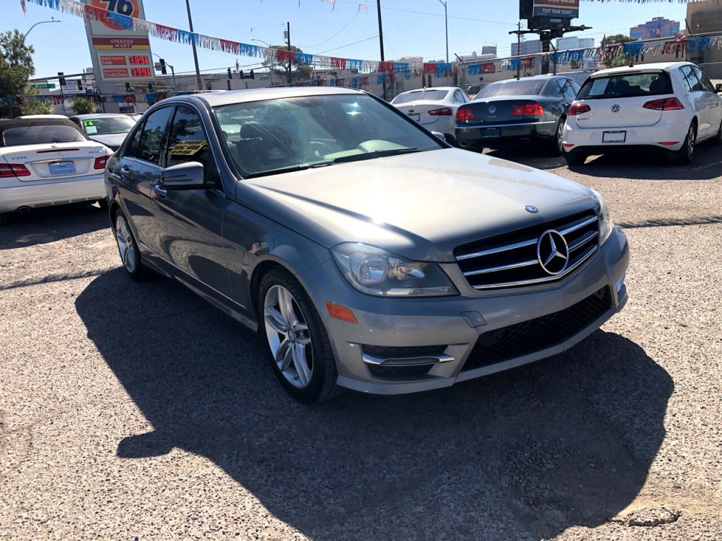 2014 Mercedes-Benz C-Class Image 4