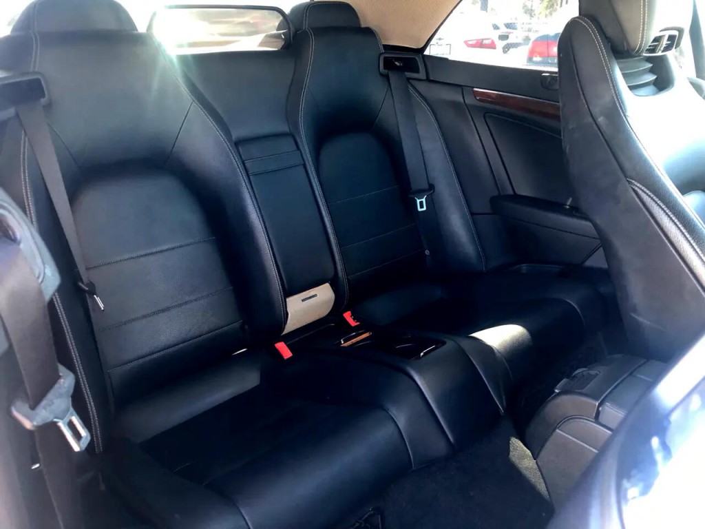 2012 Mercedes-Benz E-Class Image 24