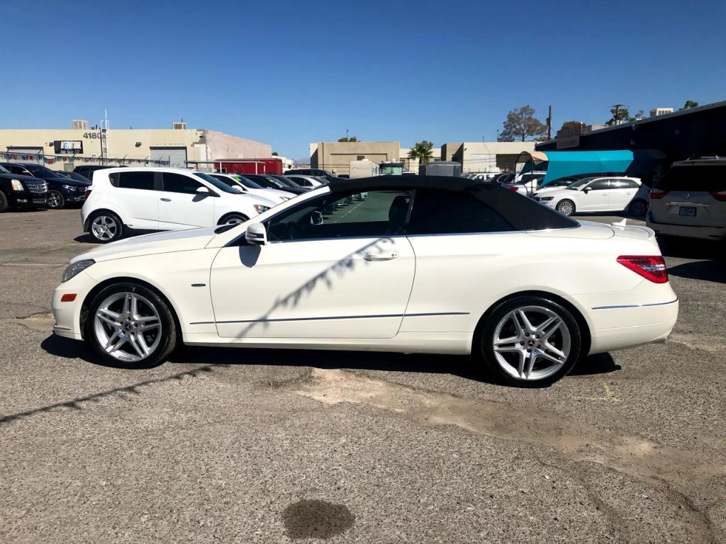 2012 Mercedes-Benz E-Class Image 6