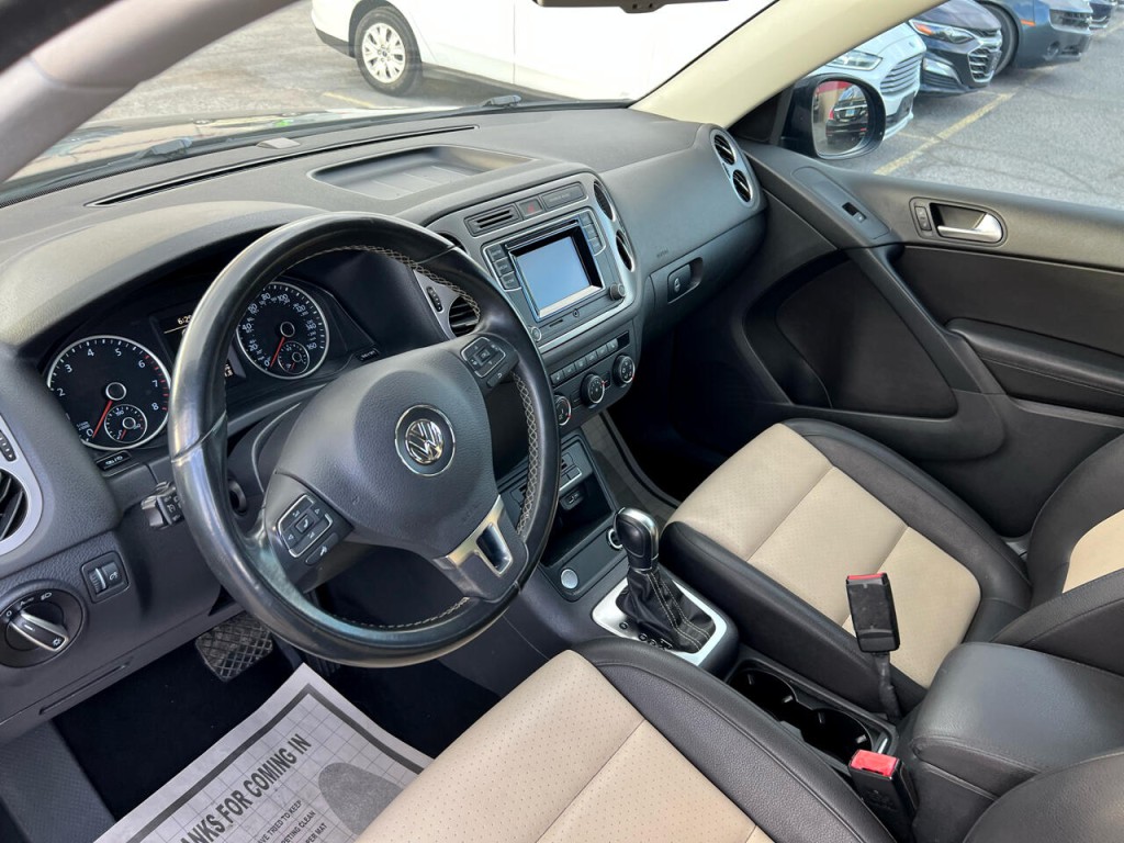 2016 Volkswagen Tiguan Image 12