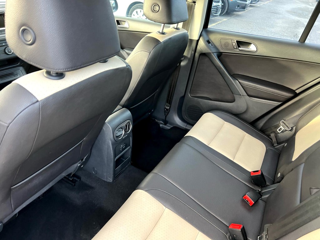 2016 Volkswagen Tiguan Image 14