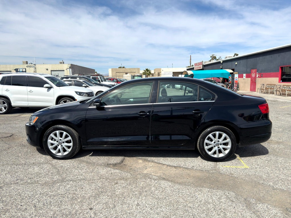 2013 Volkswagen Jetta Image 9