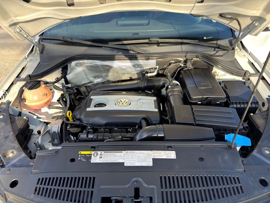 2015 Volkswagen Tiguan Image 16
