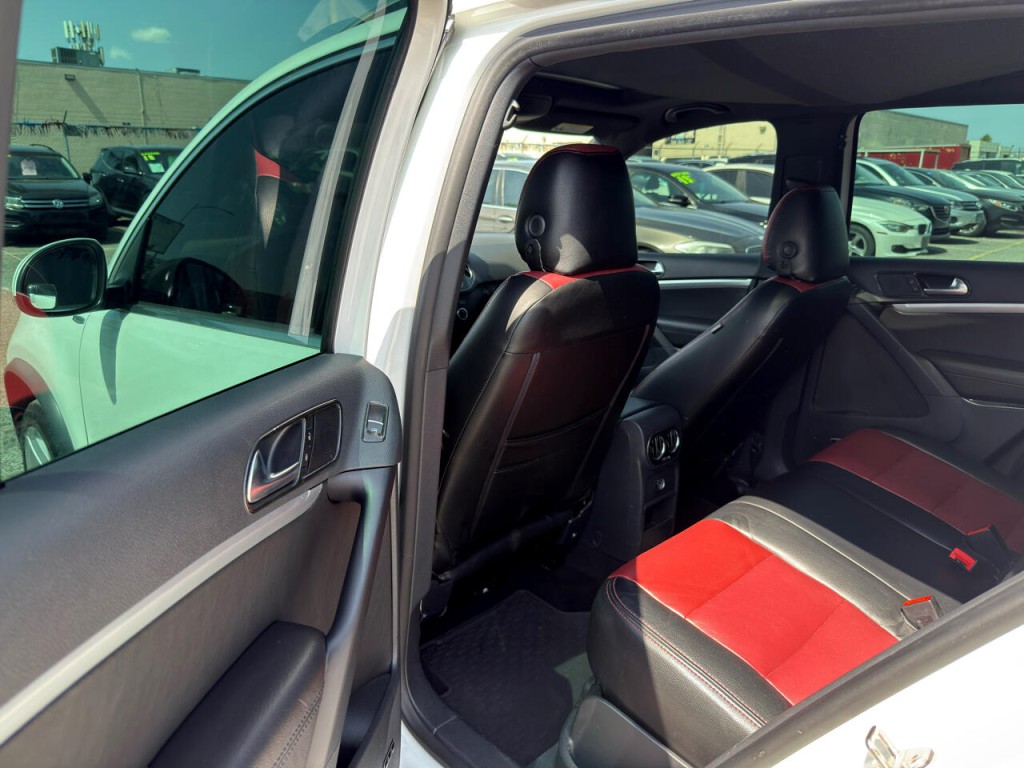 2015 Volkswagen Tiguan Image 19