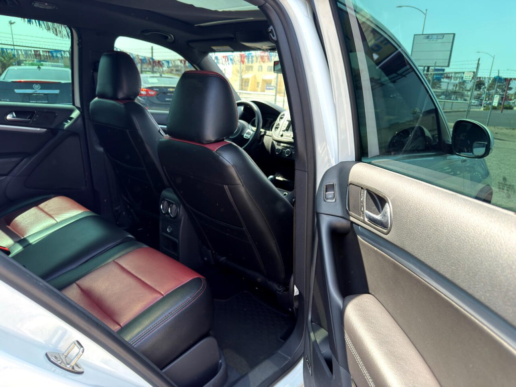 2015 Volkswagen Tiguan Image 23