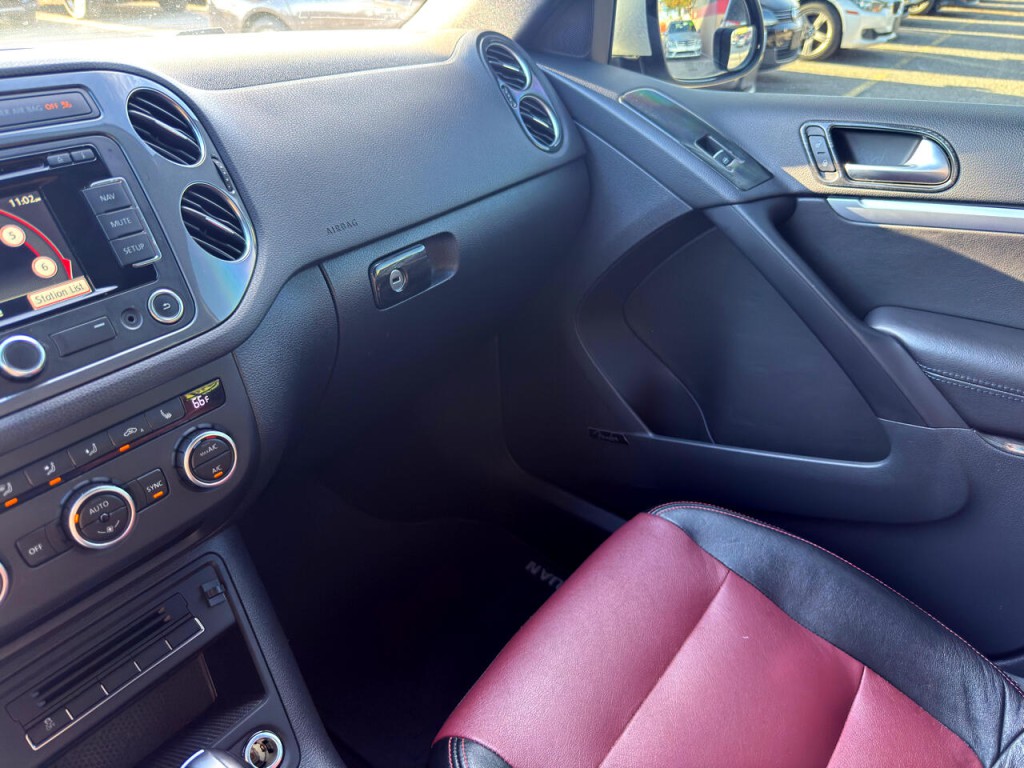 2015 Volkswagen Tiguan Image 32