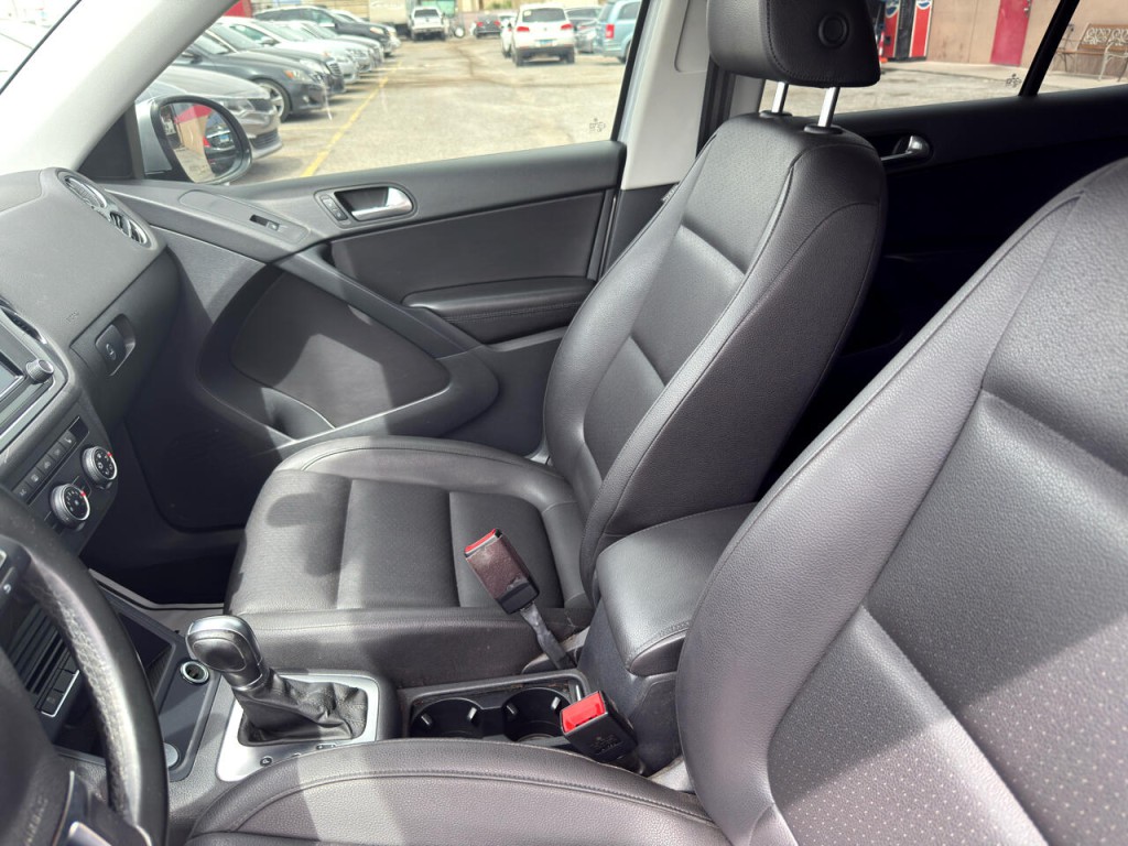 2017 Volkswagen Tiguan Image 17