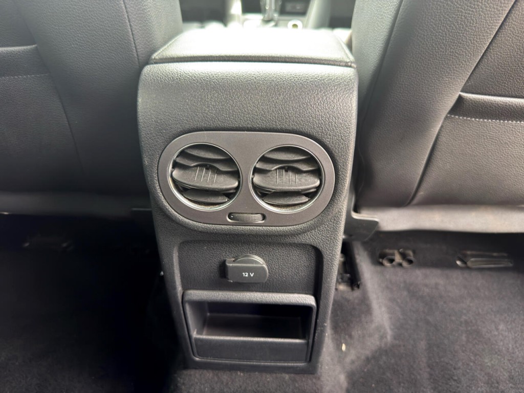 2017 Volkswagen Tiguan Image 25