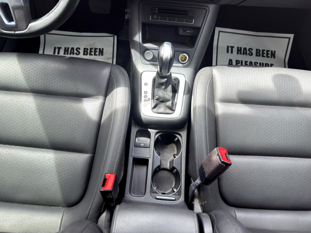 2017 Volkswagen Tiguan Image 28