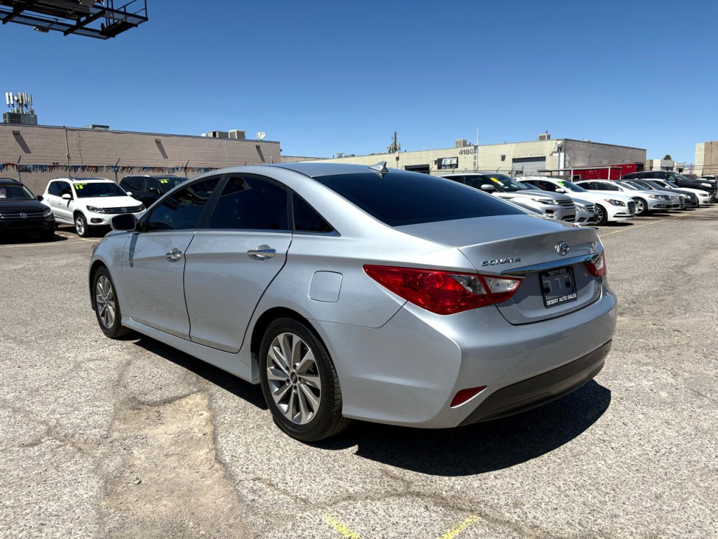 2014 Hyundai Sonata Image 9