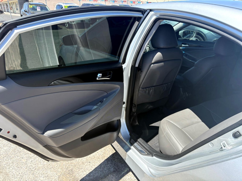 2014 Hyundai Sonata Image 14