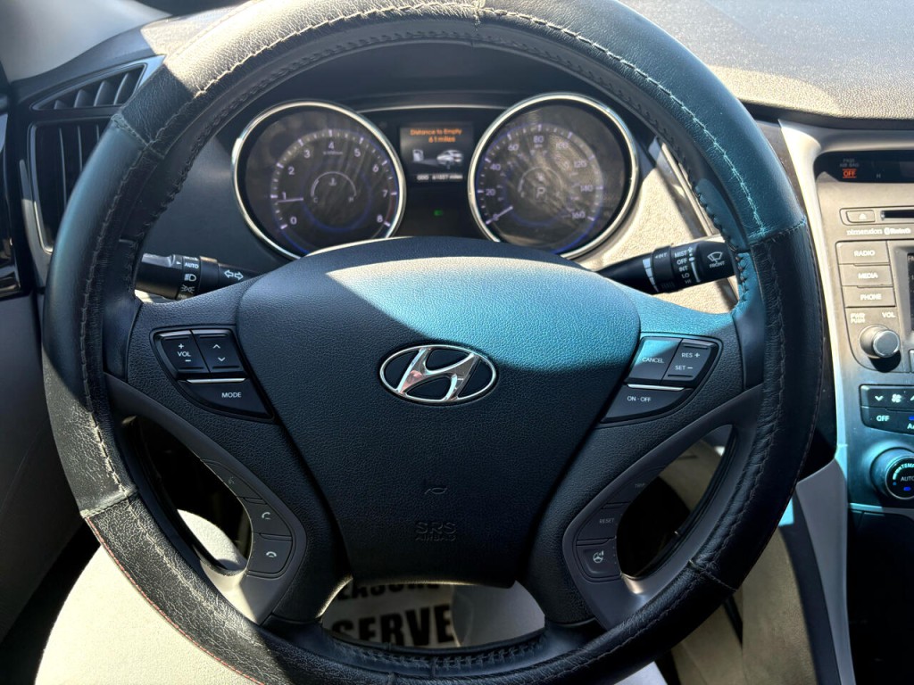 2014 Hyundai Sonata Image 25