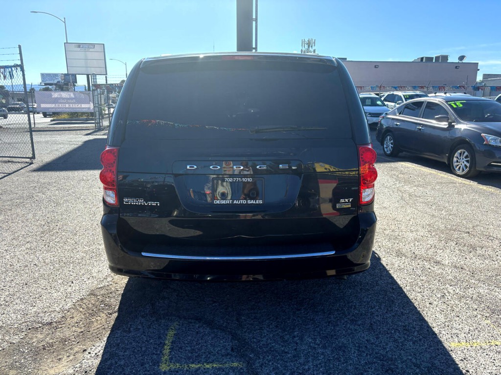 2016 Dodge Grand Caravan Image 5