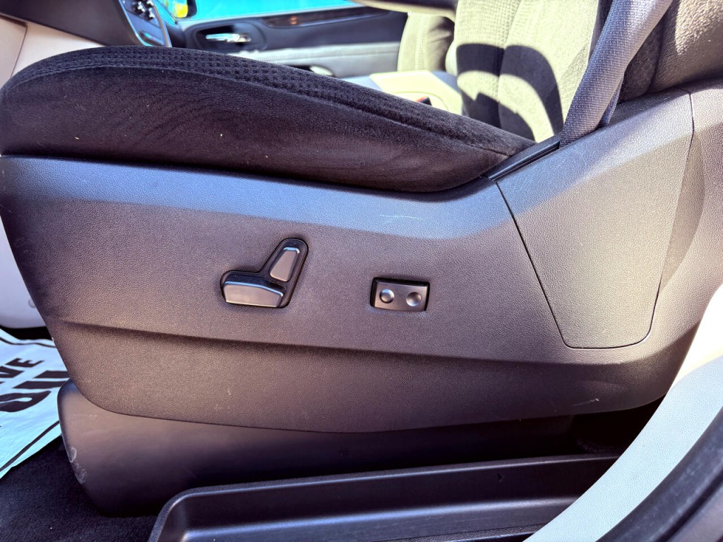 2016 Dodge Grand Caravan Image 16