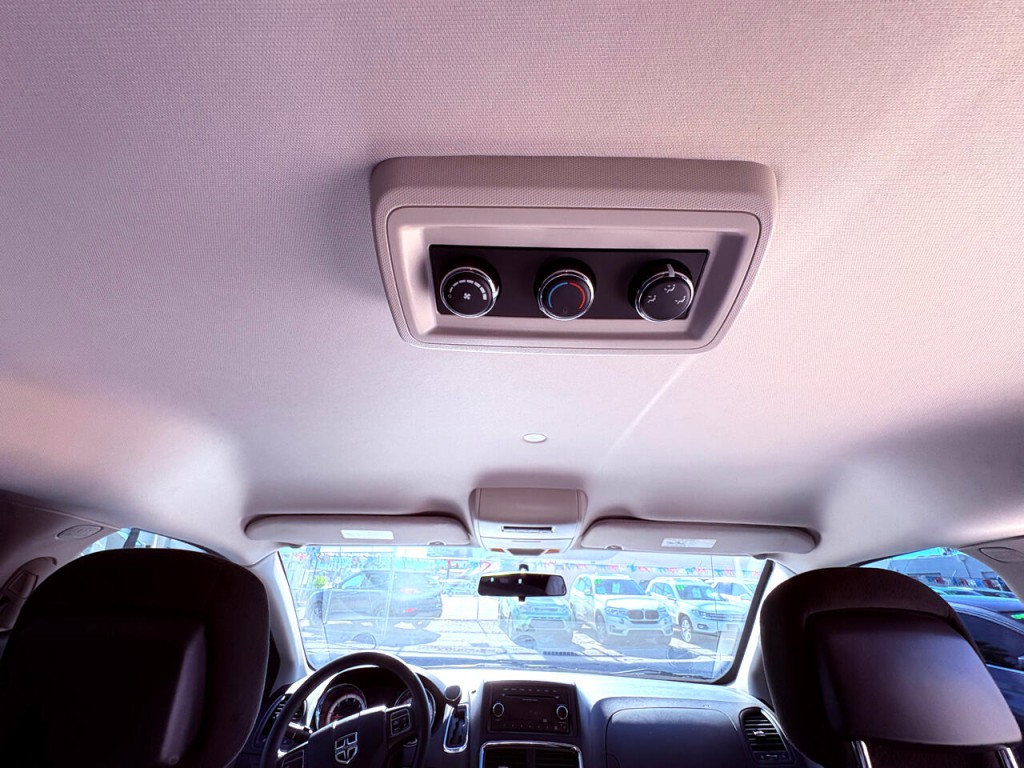 2016 Dodge Grand Caravan Image 29